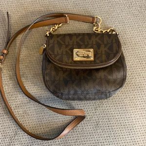 Michael Kors Crossbody
